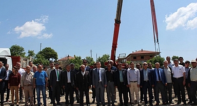 Dinar Yıprak Köyü Düğün Salonu Yapım Çalışmaları Başladı