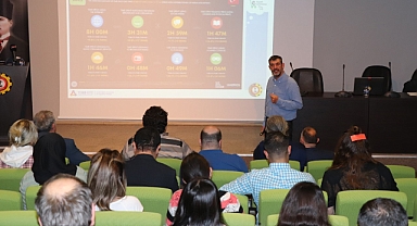 E-TİCARET VE DİJİTAL PAZARLAMA EĞİTİMİ DÜZENLENDİ