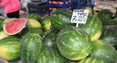 Karpuz fiyatları dudak uçuklatmaya devam ediyor.! 