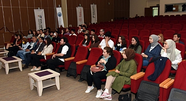 Sanatçılar AKÜ GSF Öğrencileri İle Söyleşti