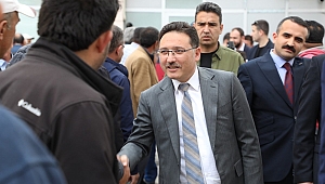 Vali Çiçek ve Protokol Üyeleri İlçelerde Bayramlaştı