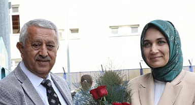 VALİ YİĞİTBAŞI´DAN AFYONKARAHİSAR BELEDİYESİNE ZİYARET