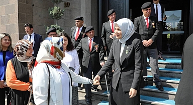 Vali Yiğitbaşı Şehit Aileleri ve Gaziler ile Bir Araya Geldi