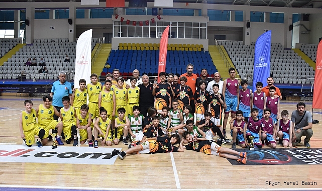 Afyonkarahisar’da Basketbol Mahalli Müsabakaları sona erdi