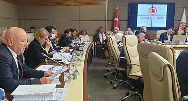 “Bu yasa yazılı basına kilit vurdurur” 