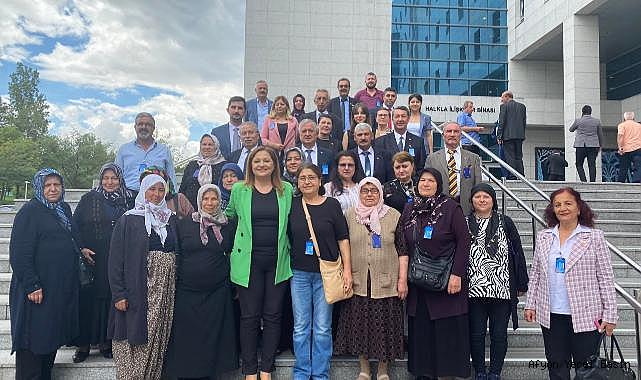 Milletvekili Köksal hem sahada, hem Ankara'da talepleri dinliyor