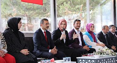 Vali Yiğitbaşı Sultandağı Gençlik Kampı’nda Gençlerle Söyleşi Yaptı