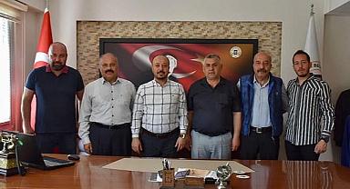  Veli Özcan’dan Dazkırı Belediye Başkanı İsmail Taylan’a Ziyaret