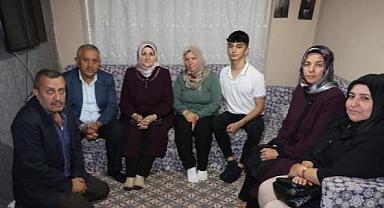  ZEYBEK BAŞKAN GÖNÜLLERİ FETHEDİYOR