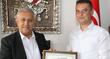 ZEYBEK BAŞKAN SÜMER MAHALLESİ´Nİ ZİYARET ETTİ