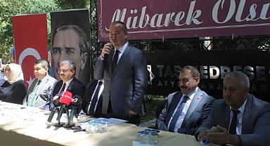 AK Parti Afyonkarahisar İl Başkanlığı Bayramlaşma töreni düzenledi.