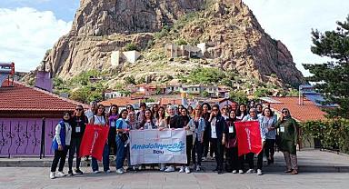 AnadoluyuzBİZ Gençleri Bolu’dan Afyonkarahisar’a geldi