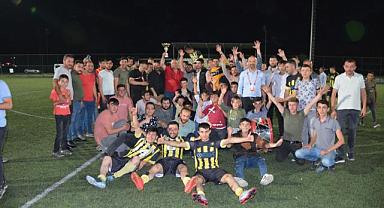 Değirmenayvalıspor şampiyon oldu