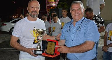 Değirmenayvalıspor şampiyonluğunu kutladı