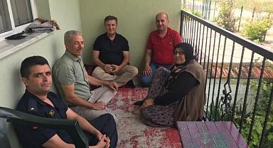 Gazi'nin ailesine geçmiş olsun ziyareti..