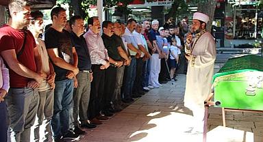  Mustafa Tarlacı'nın Abisi Vedat Tarlacı Toprağa Verildi