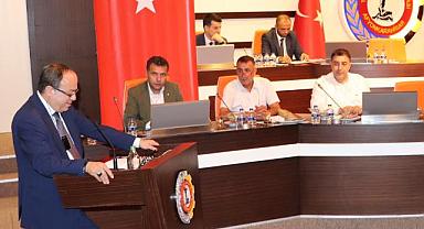 SERTESER, GÜNCEL GELİŞMELER HAKKINDA DEĞERLENDİRMELERDE BULUNDU