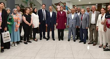 ZEYBEK BAŞKAN GAZETECİLERİ AĞIRLADI