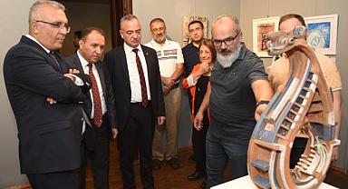 “100. Yılda 100 Eser” Adlı Öğretim Elemanları Karma Sergisi Açıldı