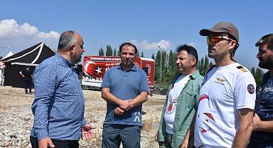 Afyon’da yamaç paraşütü festivali başladı