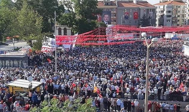 AFYONKARAHİSAR’DA SANDIKLI RÜZGÂRI ESTİ