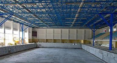 AFYONKARAHİSAR´IN İLK VE TEK OLİMPİK YÜZME HAVUZU