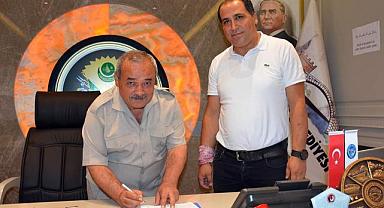 Başkan Şahin, “Tamamı Hibe 1.979.000,00 TL Maliyetli Semt Sahalarının Yapım İşi Sözleşmesi İmzalandı”