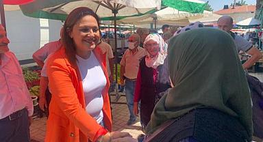 “Çarşı pazarda tat yok, dükkânlar ele güne ayıp olmasın diye açılıyor”