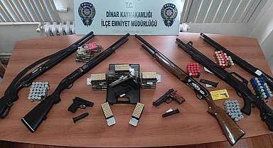  Dinar'da Silahlı Kavga Olayı