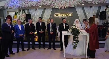 Mısırlıoğlu Ailesinin Mutlu Günü 