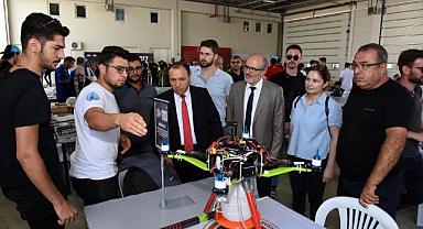 Rektör Karakaş TEKNOFEST 2022 Açılış Törenlerine Katılarak Öğrenci Kulüp ve Topluluklarını Yalnız Bırakmadı