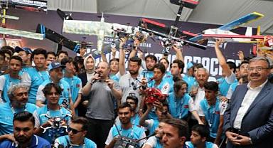 SANAYİ VE TEKNOLOJİ BAKANI MUSTAFA VARANK TEKNOFEST ALANINDA