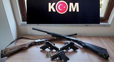 Silah Ticareti Yapan Şahıslar Yakalandı.