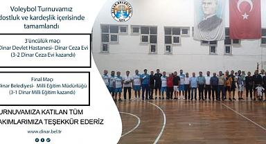 Voleybol turnuvası dostluk ve kardeşlik içerisinde tamamlandı