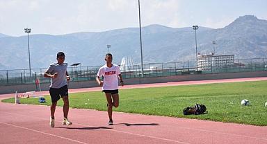Afyonkarahisarlı genç atletler Türkiye Şampiyonası’na hazırlanıyor