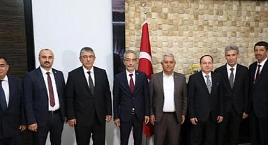 AHİLİK KOMİTESİNDEN BAŞKAN ZEYBEK'E ZİYARET