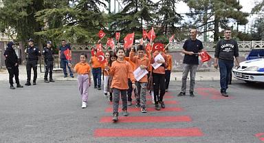 Çay’da Yayalara Öncelik Duruşu, Hayata Saygı Duruşu Etkinliği
