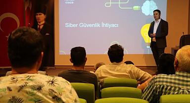 İŞLETMELERDE SİBER GÜVENLİĞİN ÖNEMİ VE YÖNETİMİ EĞİTİMİ DÜZENLENDİ