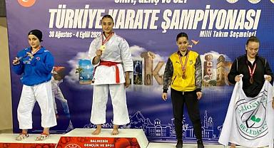 Karateciler Dünya Şampiyonası Vizesi Aldı