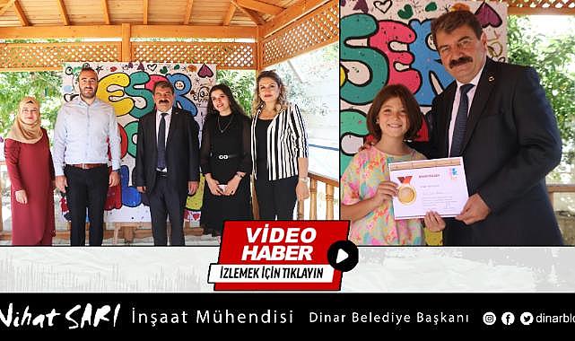 Nihat Sarı, Minik Eller tarafından hazırlanan resim sergisinin açılışına katıldı