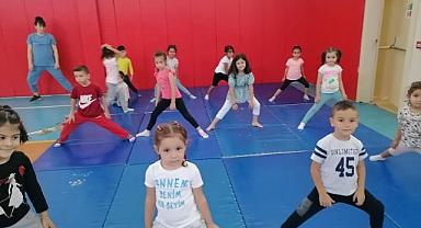 Sandıklı’da GSB spor okulları eğitimleri devam ediyor