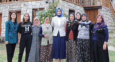 Vali Yiğitbaşı İhsaniye’de Temaslarda Bulundu