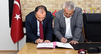 AKÜ ve Afyonkarahisar Belediyesi Arasında Sokak Hayvanları İçin İş Birliği Protokolü İmzalandı