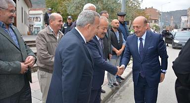 Bakan Bilgin, MHP İl Başkanlığı ve Ülkü Ocaklarını ziyaret etti