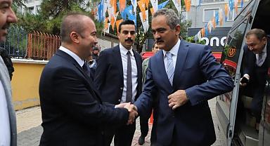 BAKAN ÖZER; BUNDAN SONRA AFYONKARAHİSAR’A SIK SIK VE BOHÇAMIZ DOLU GELECEĞİZ