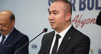 ÇALIŞMA BAKANI BİLGİN TEŞKİLATLA VE ÜNİVERSİTELİ AK GENÇLERLE BULUŞTU