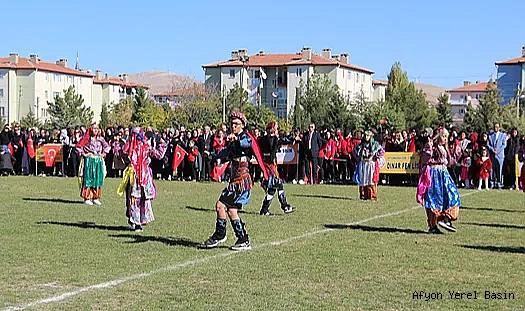 Dinar'da 29 Ekim Cumhuriyet Bayramı Coşkuyla kutlandı