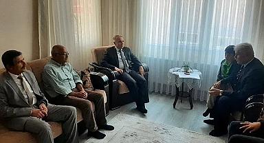 Dinar Kaymakamı Kemal Duru Şehidimiz Süleyman Şahin'in Ailesine Ziyaret