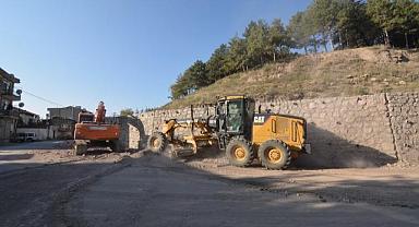 HİSAR KALESİ İSTİNAT DUVARI HIZLA YÜKSELİYOR