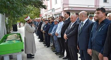 İYİ Parti Afyonkarahisar Kurucu Erdal Gümüş, İscehisar'da toprağa verildi.